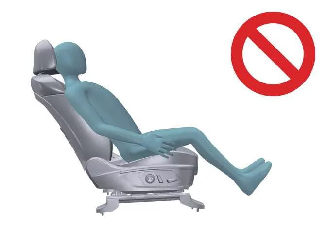 Illustration demonstrating upright seatback positioning for maximum seatbelt restraint effectiveness in a Kia Sorento