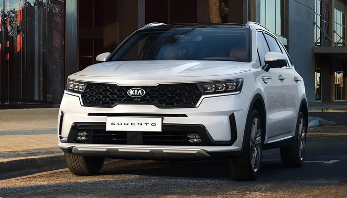Fourth-generation Kia Sorento MQ4